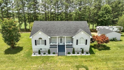 /international/us/15005-thomas-jefferson-highway-pamplin-va-110108655628/