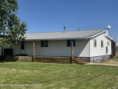/international/us/19-sandy-lane-pinedale-wy-110100893554/