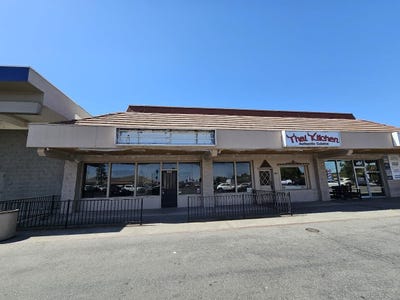 /international/us/949-w-henderson-avenue-porterville-ca-110109030708/