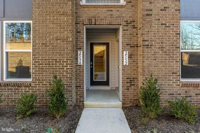 /international/us/2534-neabsco-common-place-woodbridge-va-110108349506/