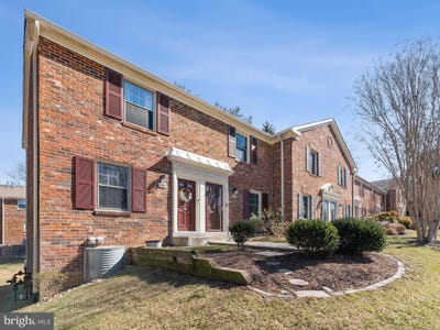 /international/us/5805-torington-drive-springfield-va-110108342392/
