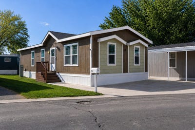 /international/us/5100-s-1050-w-riverdale-ut-110107713770/