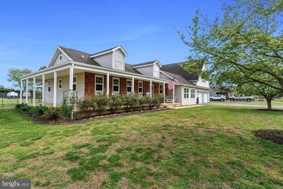 /international/us/30828-downs-landing-road-millsboro-de-110107341325/