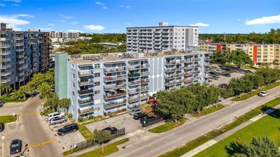 /international/us/12500-ne-15th-avenue-north-miami-fl-110102687214/