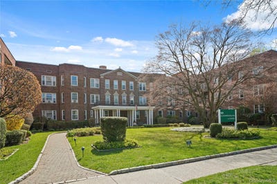 /international/us/101-old-mamaroneck-road-white-plains-ny-110107377202/