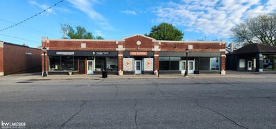 /international/us/15208-charlevoix-street-grosse-pointe-park-mi-110108147889/
