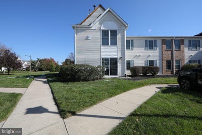 /international/us/1703-steeplebush-terrace-mt-laurel-nj-110120858461/
