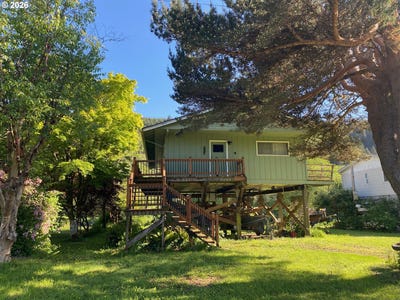 /international/us/5944-s-river-loop-lincolncity-or-110108296622/