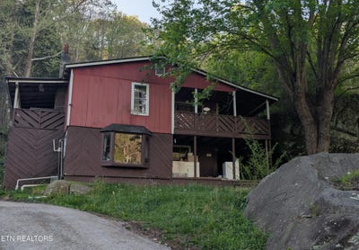 /international/us/103-hwy-3448-stoney-fork-ky-110107379755/