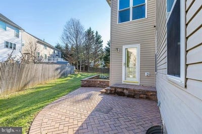 /international/us/142-apple-blossom-way-gaithersburg-md-110101200807/