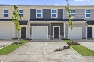 /international/us/331-abingdon-way-greer-sc-110110328766/