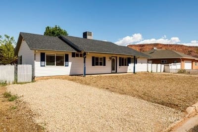 /international/us/624-s-hillside-dr-kanab-ut-110107810982/