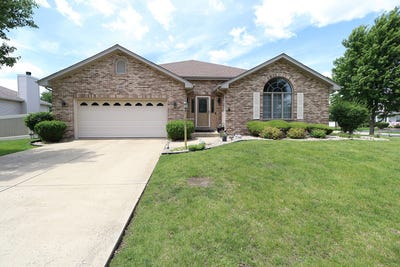 /international/us/24960-sandra-lane-plainfield-il-110108883487/