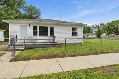 /international/us/206-comingo-avenue-joplin-mo-110107776480/