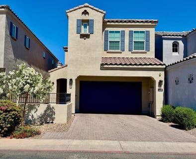 /international/us/220-e-markwood-drive-chandler-az-110106764475/