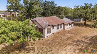 /international/us/1602-water-us-hwy-183-bypass-street-gonzales-tx-110120423818/