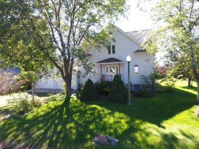 /international/us/16-petersons-2-lewellen-ne-110102657331/