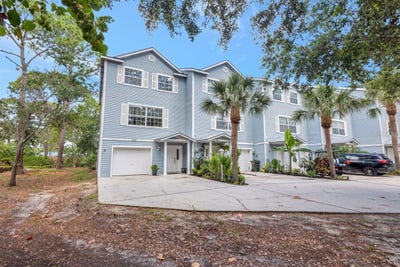 /international/us/530-ryans-woods-lane-palm-harbor-fl-110108174768/