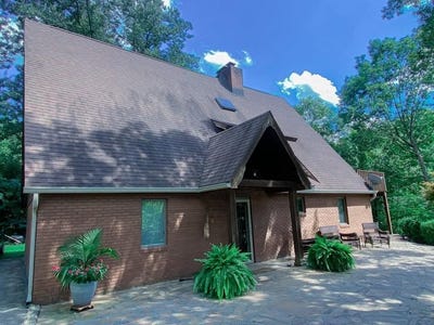 /international/us/140-woodland-acres-drive-pikeville-ky-110100339061/