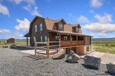 /international/us/4276-w-curtis-st-laramie-wy-110108549576/