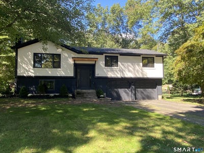 /international/us/77-school-house-road-wallingford-ct-110109888913/
