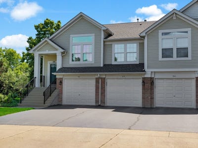 /international/us/979-huntington-drive-979-elk-grove-village-il-110108784078/