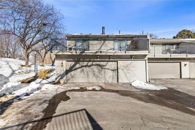 /international/us/4393-arden-view-court-arden-hills-mn-110106005215/