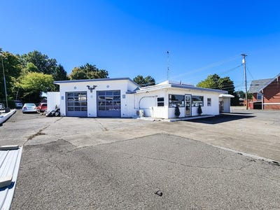 /international/us/174-w-center-st-madisonville-ky-110120419895/