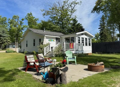 /international/us/6398-paradise-trail-carp-lake-mi-110107925860/