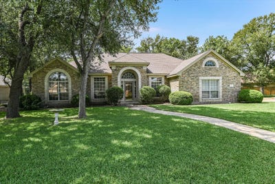 /international/us/109-stacey-ln-georgetown-tx-110107074197/