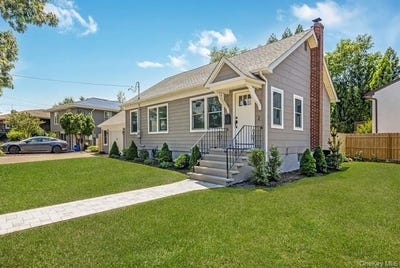 /international/us/2-cherry-road-bayville-ny-110109086844/