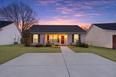 /international/us/345-bishop-hicks-court-inman-sc-110105278318/