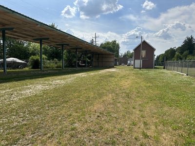 /international/us/120-monroe-street-genoa-il-110094240370/