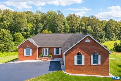 /international/us/105-squirrel-path-stanardsville-va-110102203207/