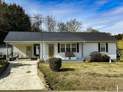 /international/us/1585-hill-road-newport-tn-110097602876/
