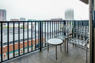 /international/us/215-w-college-avenue-unit-711-tallahassee-fl-110107634019/