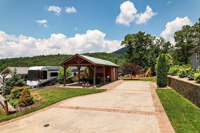 /international/us/60-sunset-lane-franklin-nc-110100967650/?lang=zh-tw