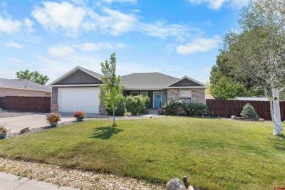 /international/us/1673-6429-circle-montrose-co-110100926191/