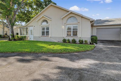 /international/us/3709-mollie-lane-sun-city-center-fl-110108172852/