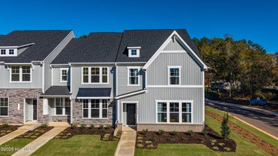 /international/us/1433-goldsboro-avenue-sanford-nc-110108500507/