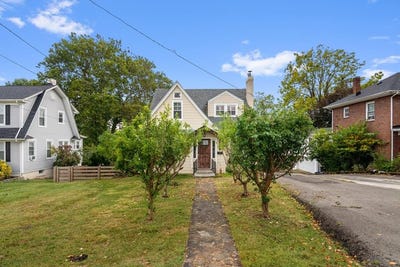 /international/us/255-e-withers-road-wytheville-va-110120516289/