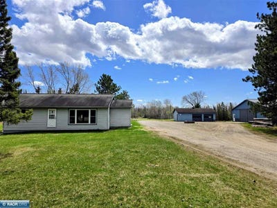 /international/us/9612-e-hayes-rd-mt-iron-mn-110108107969/