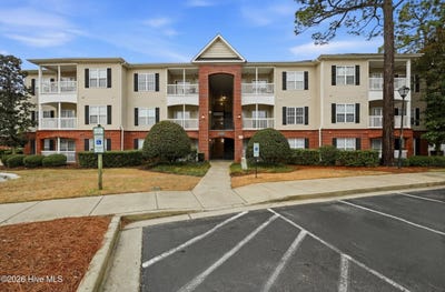 /international/us/1500-cadfel-court-wilmington-nc-110105412119/