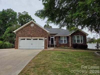 /international/us/1319-mistletoe-ridge-place-nw-concord-nc-110107849801/