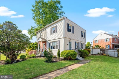 /international/us/2621-s-four-mile-run-drive-arlington-va-110107515006/