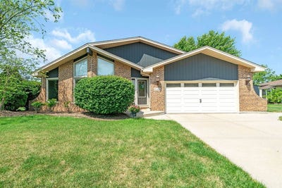 /international/us/20408-south-grand-prairie-lane-frankfort-il-110101167375/