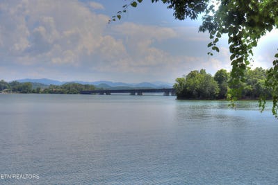/international/us/2061-lakewood-drive-morristown-tn-110100747568/?lang=zh-tw