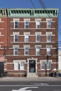 /international/us/36-05-vernon-boulevard-long-island-city-ny-110108696298/