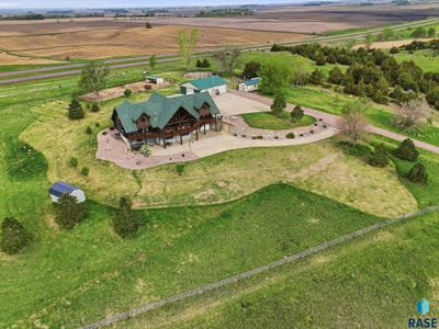 /international/us/47065-308-st-beresford-sd-110107638950/
