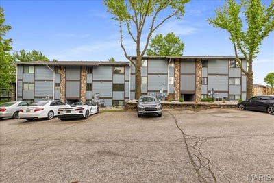 /international/us/1722-gascony-parc-drive-lake-st-louis-mo-110107690825/